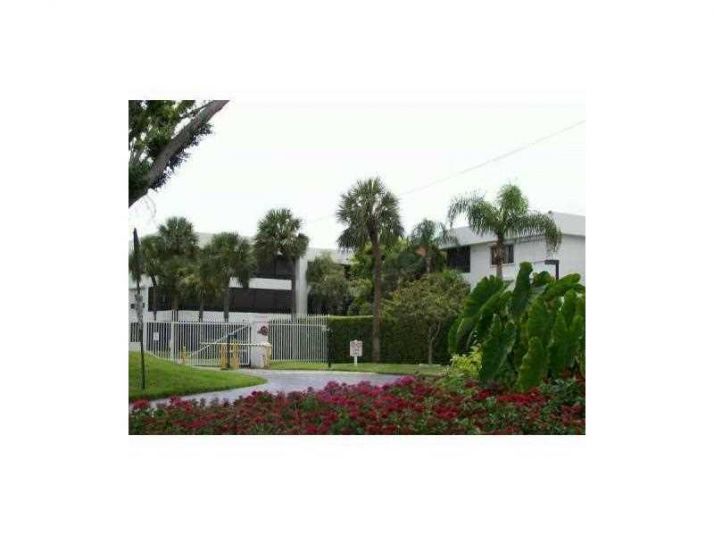 1490 SHERIDAN # 3A, Hollywood, FL 33020