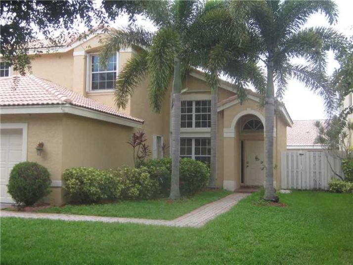 17657 SW 28 CT, Hollywood, FL 33029