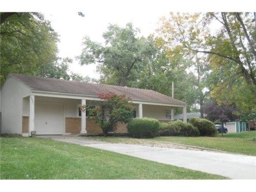 6521 W 82nd Ter, Overland Park, KS 66204