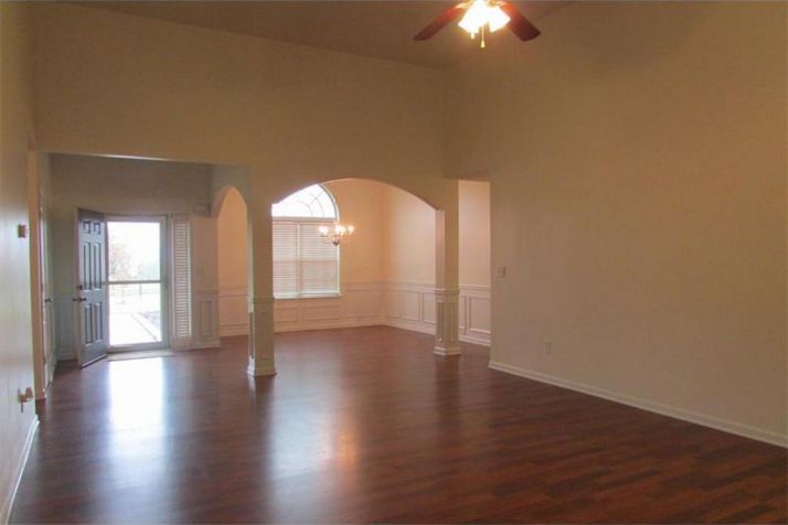 2133 Oakridge Avenue, Monroe, GA 30656