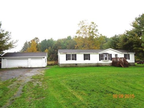 91 Center Rd, Pennellville, NY 13132