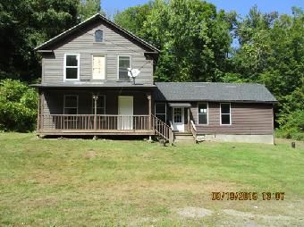 122 Blandford Road, Russell, MA 01071