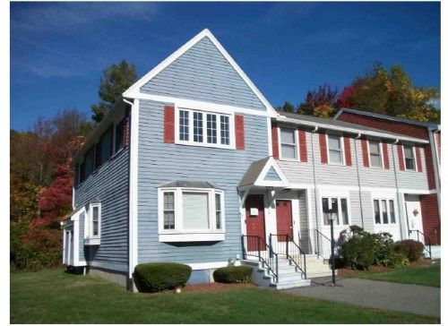 32 Fox Meadow Rd, Leominster, MA 01453