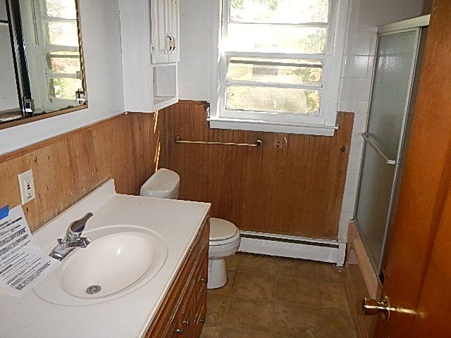 29 Lancaster Road, Wethersfield, CT 06109