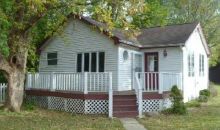 212 North Cir Dr Island Lake, IL 60042