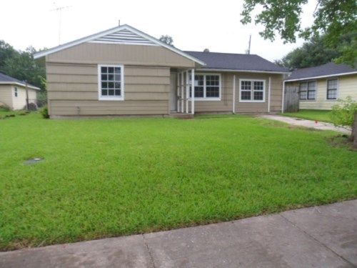 2214 Marshall St, Pasadena, TX 77506