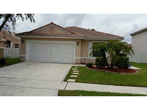 312 SW 190 TE, Hollywood, FL 33029