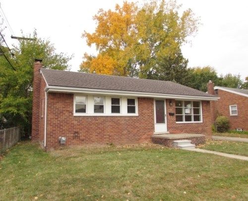 24611 Dwight Avenue, Eastpointe, MI 48021