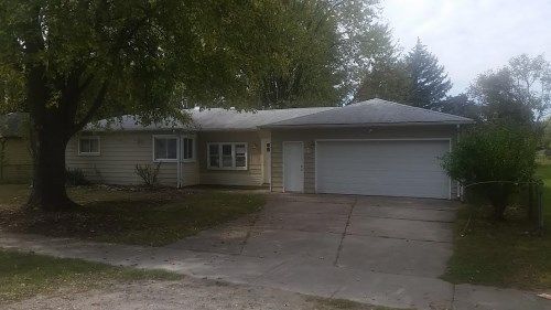 2136 Woodale Ave, Ypsilanti, MI 48198