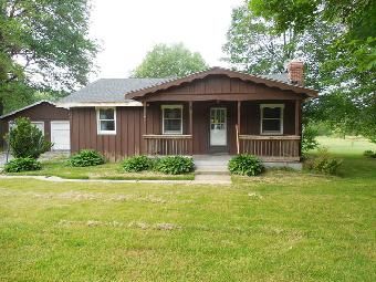 10707 Burrows Rd, Berlin Heights, OH 44814