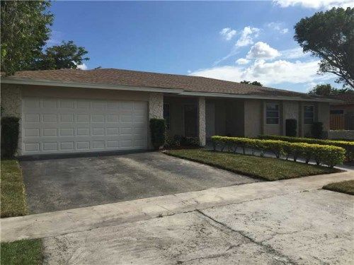 430 LAKE TREE DR, Fort Lauderdale, FL 33326