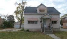 3711 S 89th St Milwaukee, WI 53228