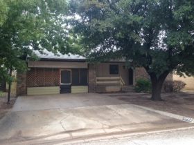 3702 Varsity Ln, Abilene, TX 79602