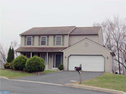 5 S 6TH CT, Hamburg, PA 19526