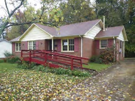 6701 Barrington Dr, Charlotte, NC 28215