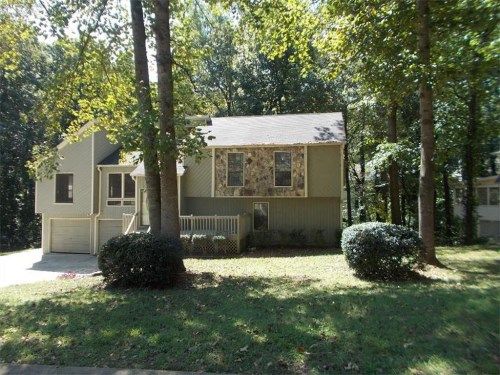 568 Farmbrook Trail Ne, Kennesaw, GA 30144