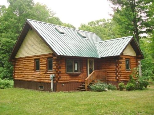 4463 N 3 Mile Rd, Hessel, MI 49745