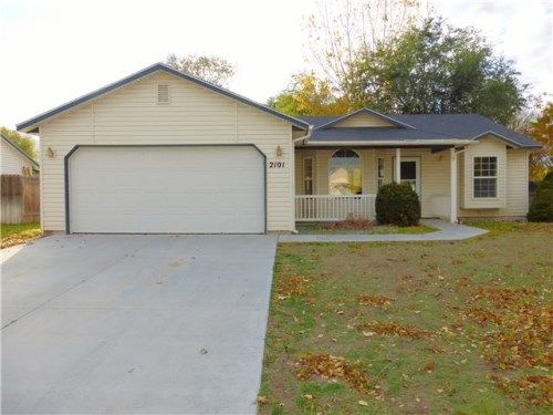 2101 S Plateau Dr, Nampa, ID 83686