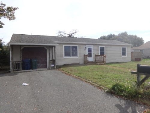 424 National Union Blvd, Tuckerton, NJ 08087