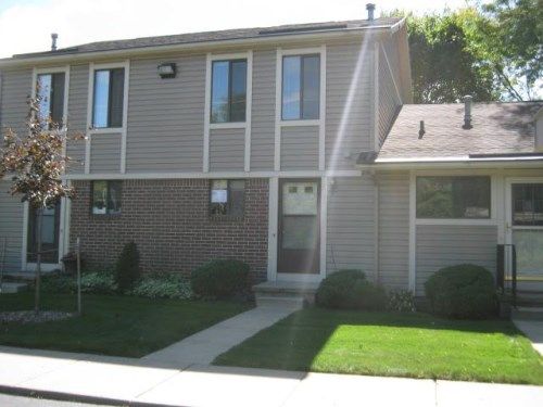 2093 Lake Lansing Rd, Haslett, MI 48840