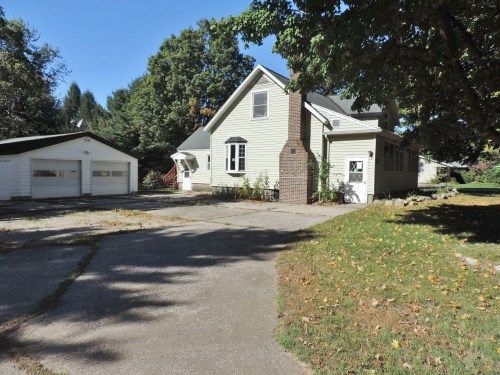 5132 Washington Ave, Saint Joseph, MI 49085
