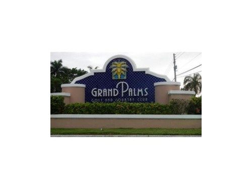 1643 SW 158 TE, Hollywood, FL 33027