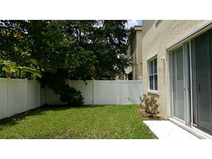 5008 SW 155TH AV, Hollywood, FL 33027