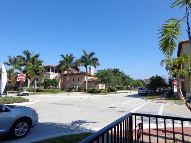 1005 SW 147 AV # 5110, Hollywood, FL 33027