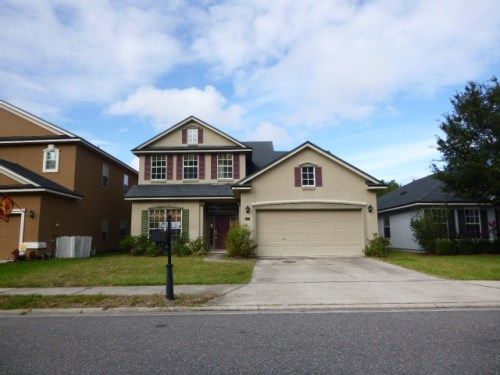 215 Candlebark Dr, Jacksonville, FL 32225