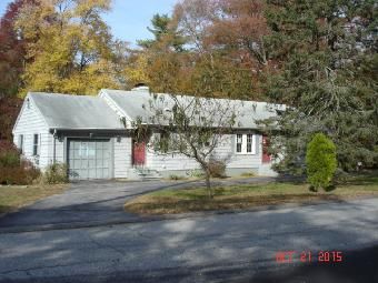 60 Peachtree Road, North Kingstown, RI 02852