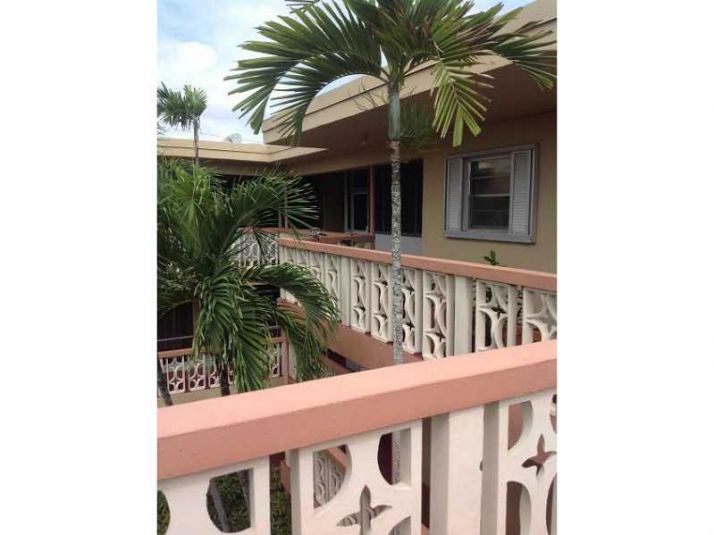 1943 MONROE ST # 309A, Hollywood, FL 33020