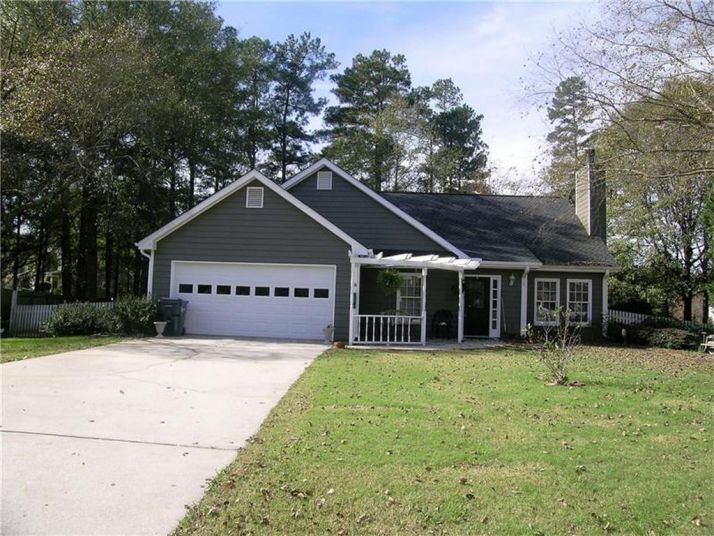 4079 Tara Court, Loganville, GA 30052