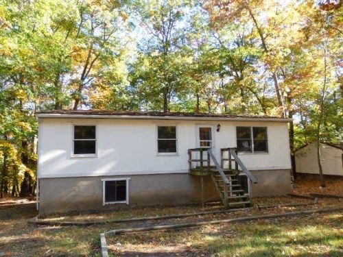 50 Whippoorwill Dr, Bushkill, PA 18324