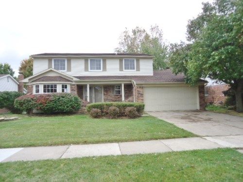 44145 Candlewood Dr, Canton, MI 48187