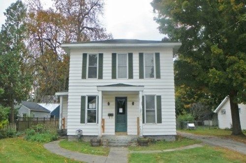 221 N Hudson St, Coldwater, MI 49036