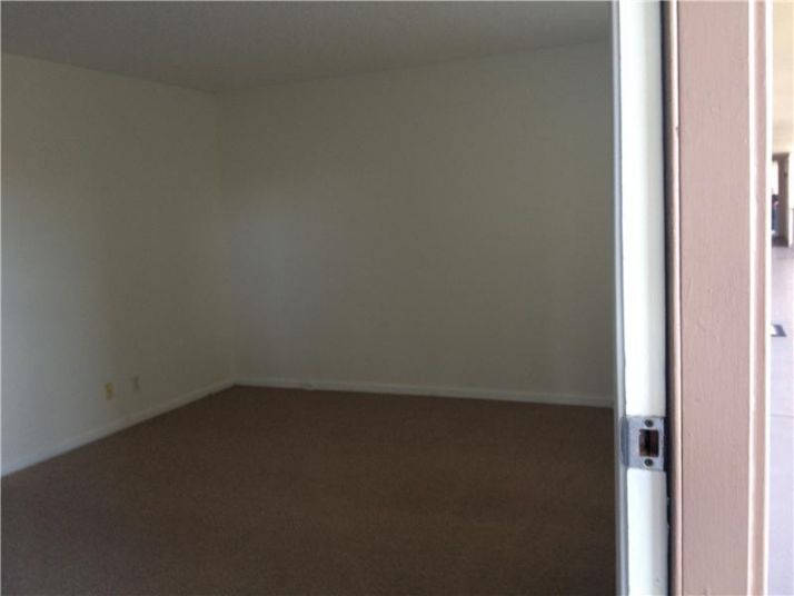 800 SW 131ST AV # F204, Hollywood, FL 33027