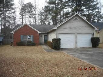 1379 Sisters Ct., Lawrenceville, GA 30043