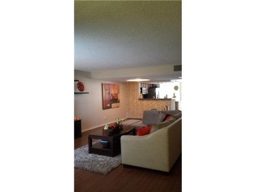 2608 NE 10 ST # 0, Hallandale, FL 33009