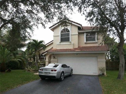 2935 NW 70 AV, Pompano Beach, FL 33063