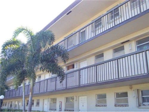 1801 NW 75 AV # 312, Fort Lauderdale, FL 33313
