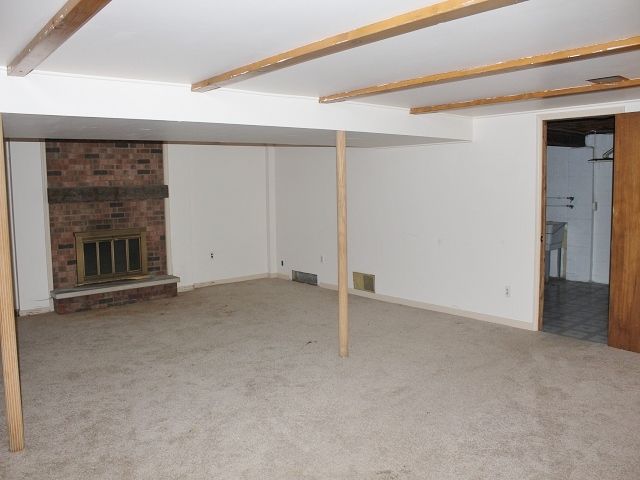 424 Leland St, Flushing, MI 48433