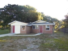 2535 Mohawk Ave, Sanford, FL 32773