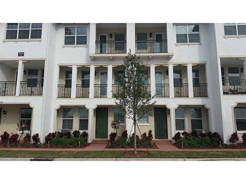 2704 SW 119 WAY # 2704, Hollywood, FL 33025