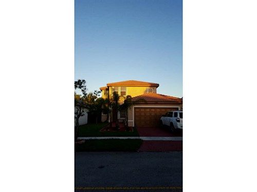 1941 SW 176, Hollywood, FL 33029