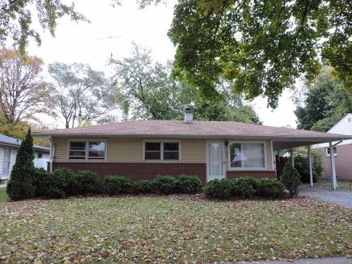 1205 Hiawatha Dr, Elgin, IL 60120
