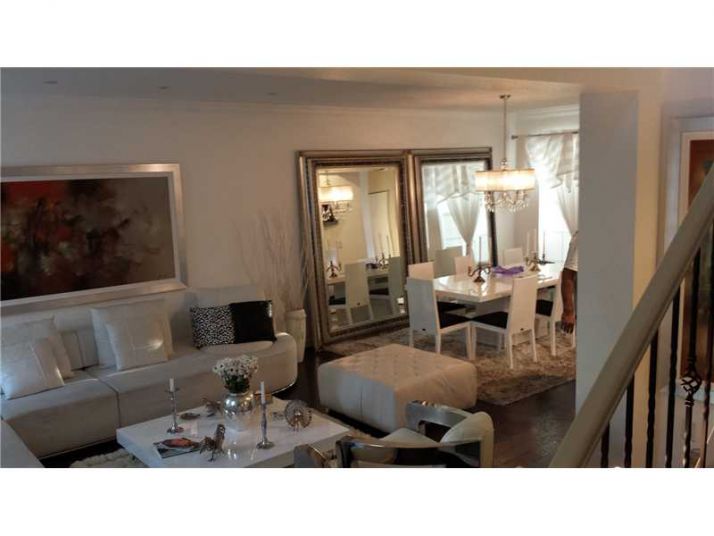 1114 SW 147 AV # 1114, Hollywood, FL 33027