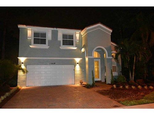 17026 SW 52nd St, Hollywood, FL 33027