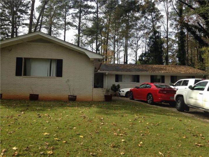 550 Oak Hill Circle, Stone Mountain, GA 30083