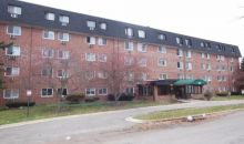 5011 Valley Ln Apt 308 Streamwood, IL 60107