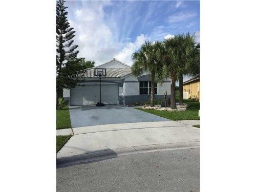 20890 NW 14 ST, Hollywood, FL 33029